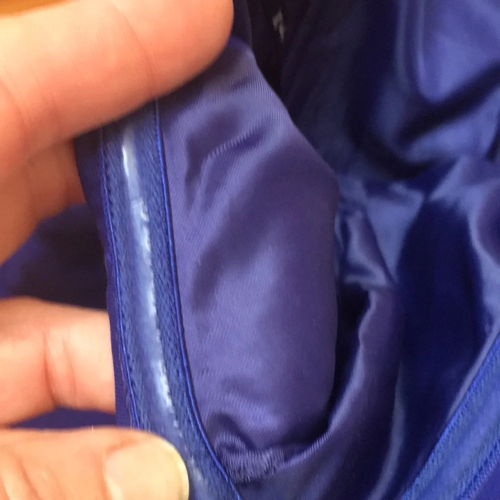 Blue strapless small Aryn k great condition, size small, playful yet classic - Picture 3 of 4